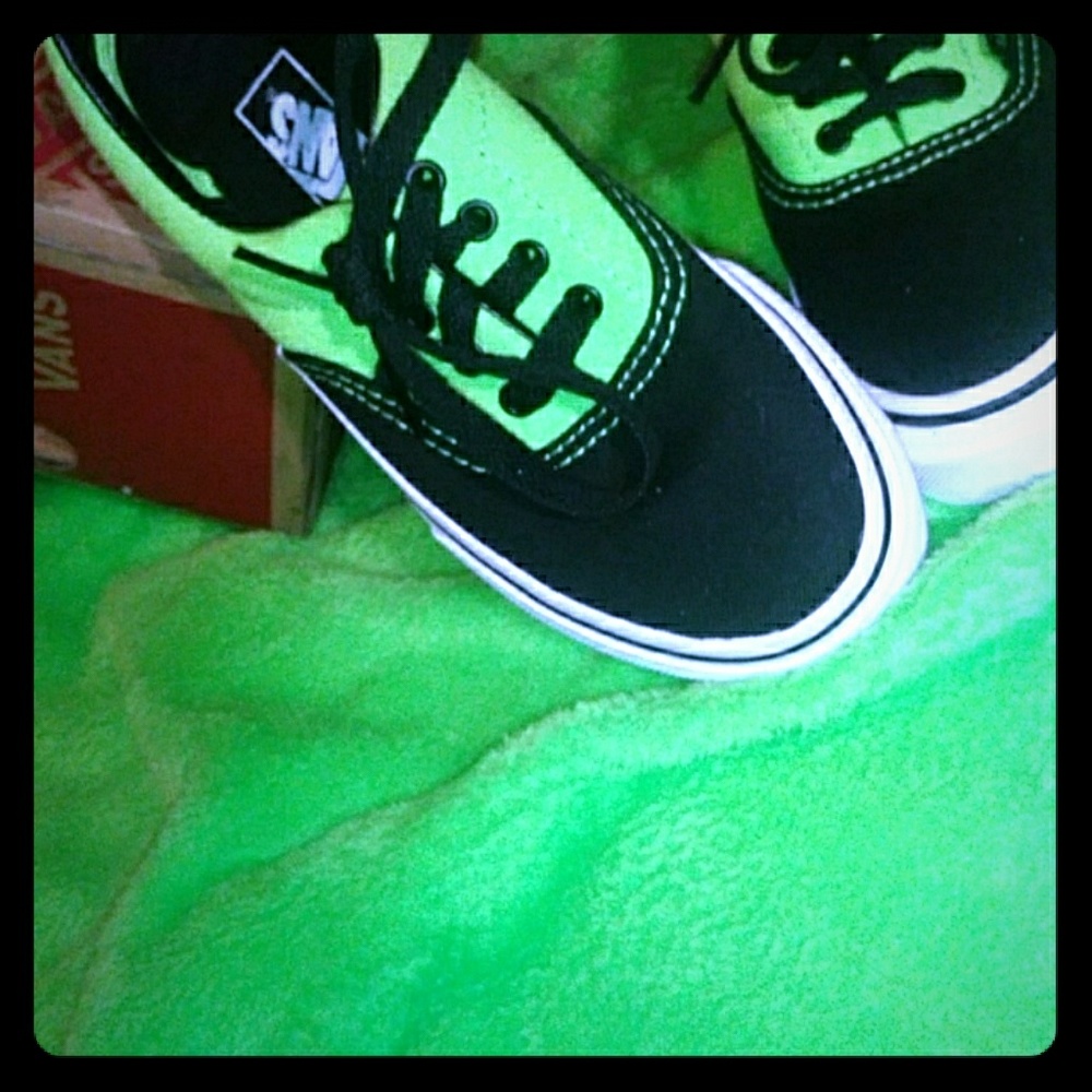 Vans boys Era lime green/ black. BRAND NEW